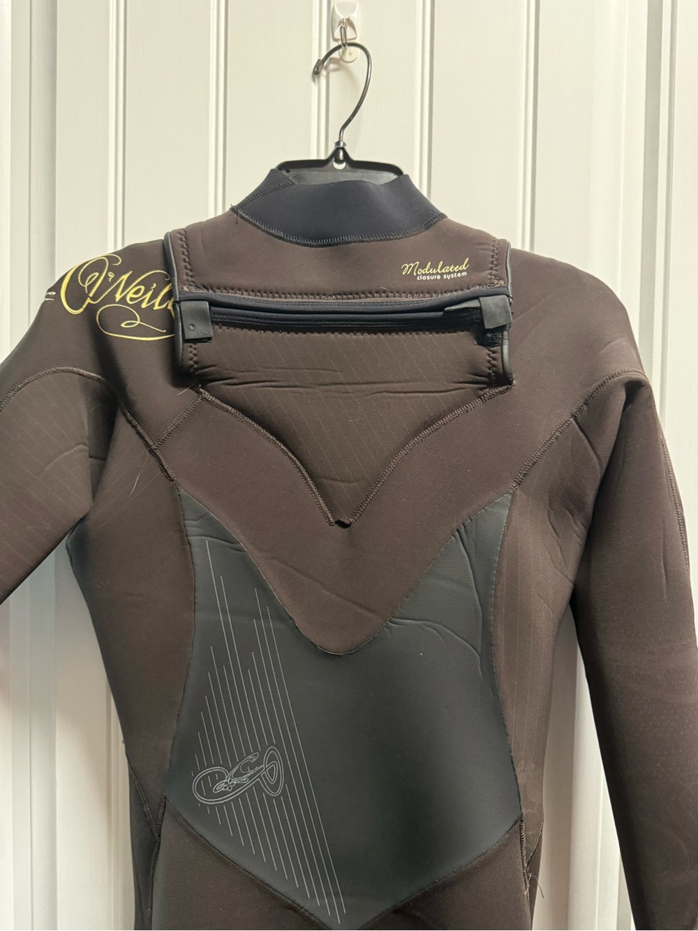 O'Neill Women's Brown and Black Back-Zip Wetsuit